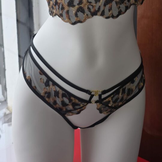 Leopard entrejambe ouvert string