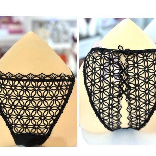 Perforée en dentelle